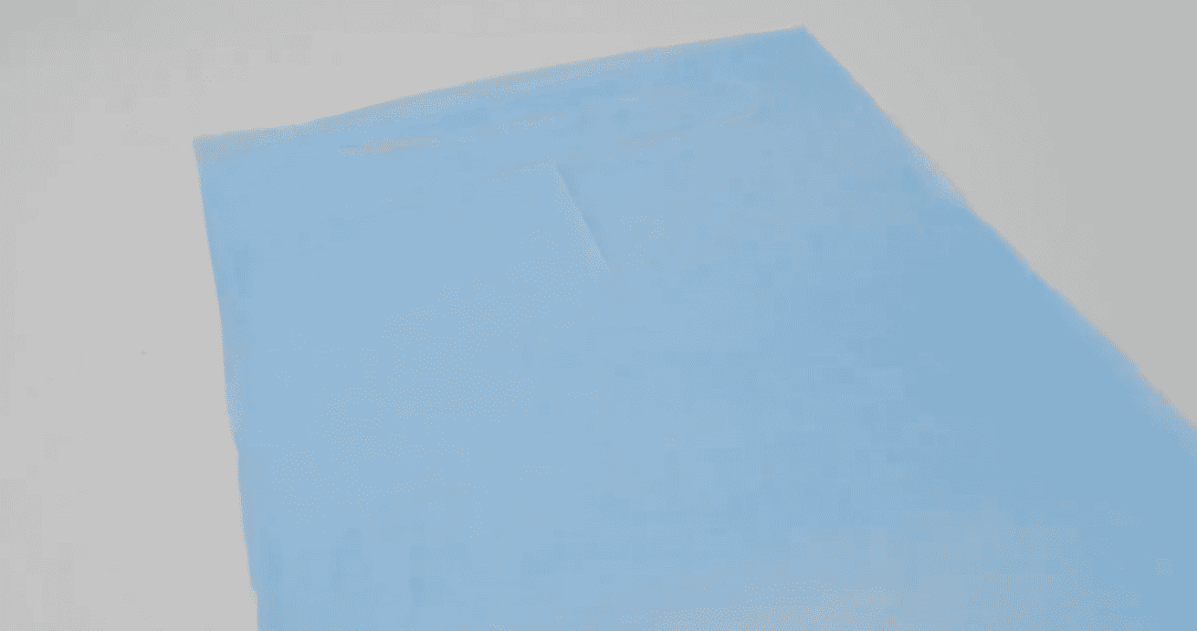  Customized Colors Disposable Waterproof Paper Aprons